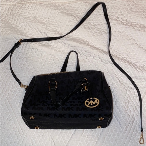 black micheal kors crossbody and shoulder bag - Picture 3 of 4